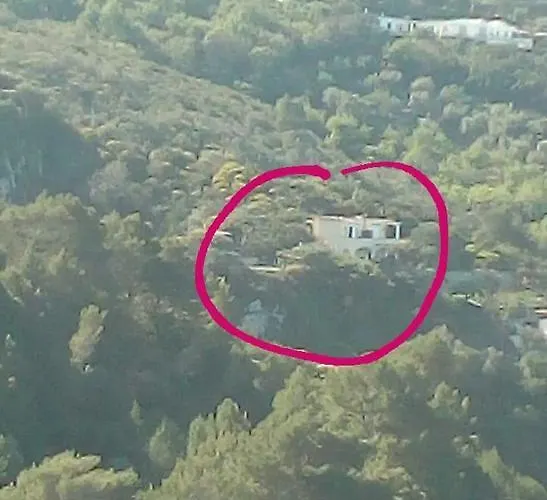 Cala Del Rio אנה קאפרי