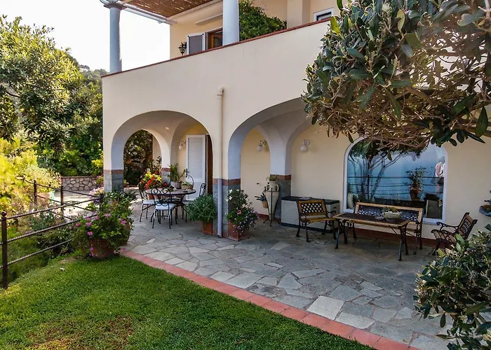 Cala Del Rio Couette-café