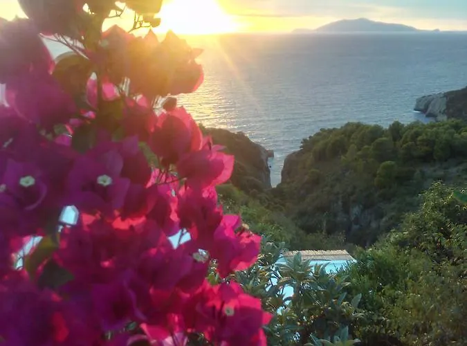 Cala Del Rio Couette-café